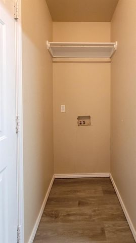 105 74th Street, Lubbock, TX 79404