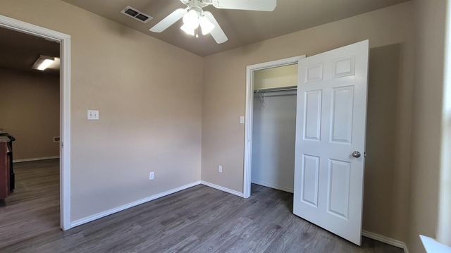 105 74th Street, Lubbock, TX 79404