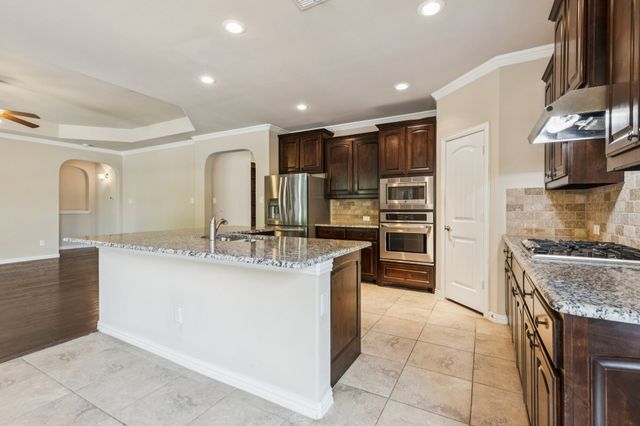 417 Traveller Street, Hickory Creek, TX 75065