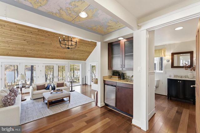 48 POPLAR POINT RD, Edgewater, MD 21037