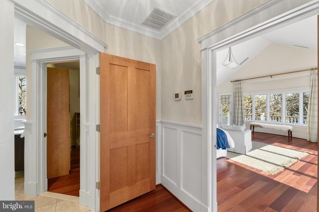 48 POPLAR POINT RD, Edgewater, MD 21037