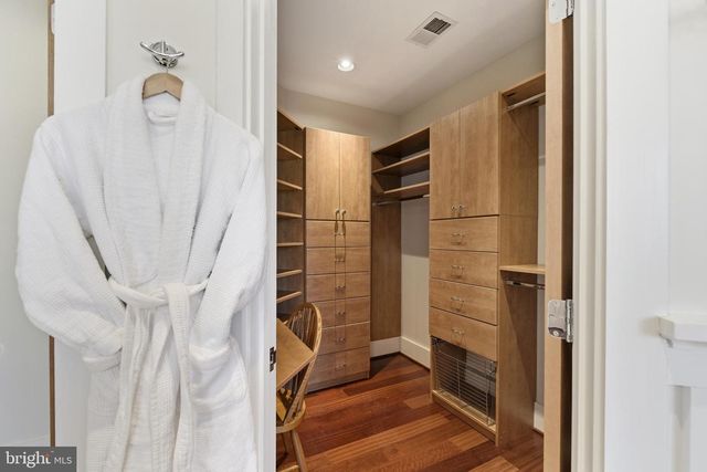 48 POPLAR POINT RD, Edgewater, MD 21037