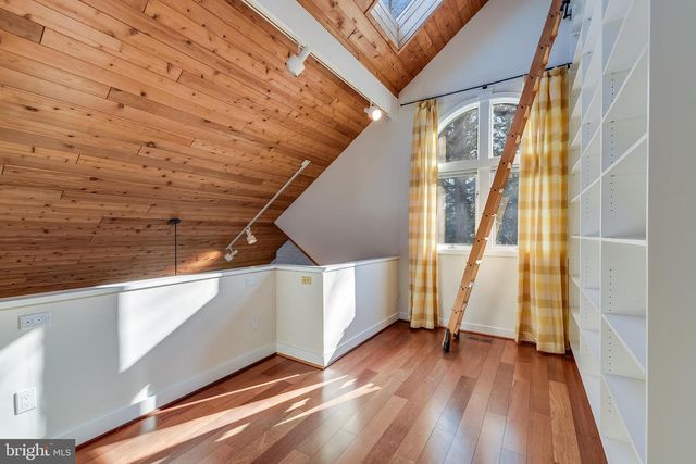 48 POPLAR POINT RD, Edgewater, MD 21037