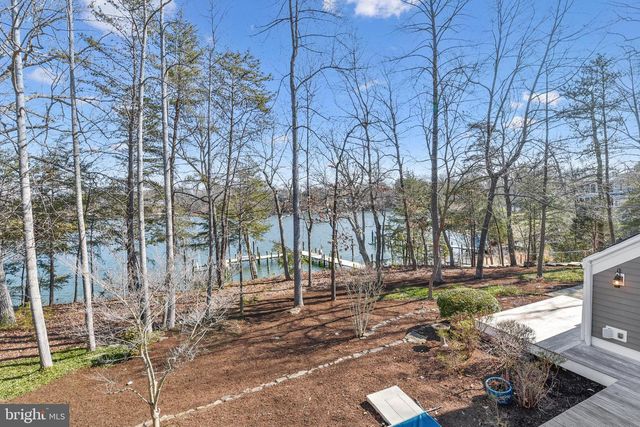 48 POPLAR POINT RD, Edgewater, MD 21037