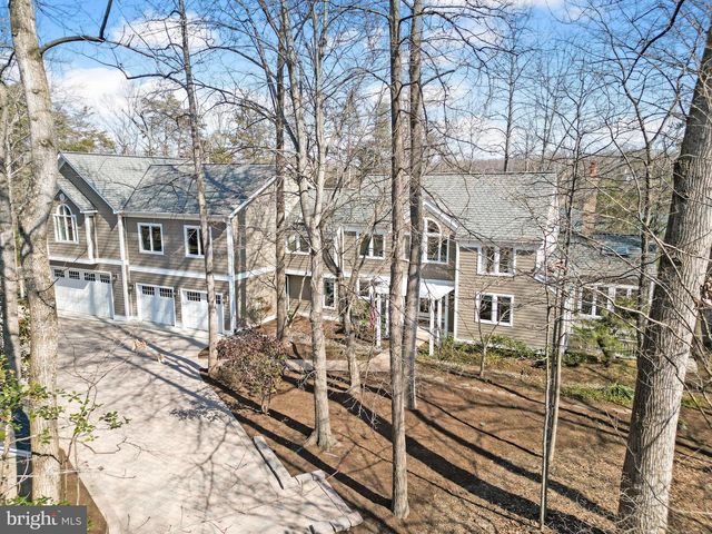 48 POPLAR POINT RD, Edgewater, MD 21037