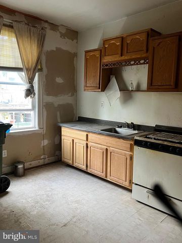 13 GORMAN AVE N, Baltimore, MD 21223