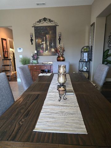 1613 Dolomite Ct, Los Banos, CA 93635