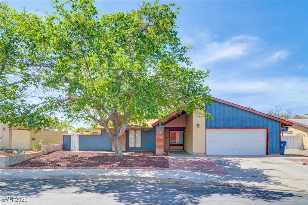 5221 Percheron Street, Las Vegas, NV 89119