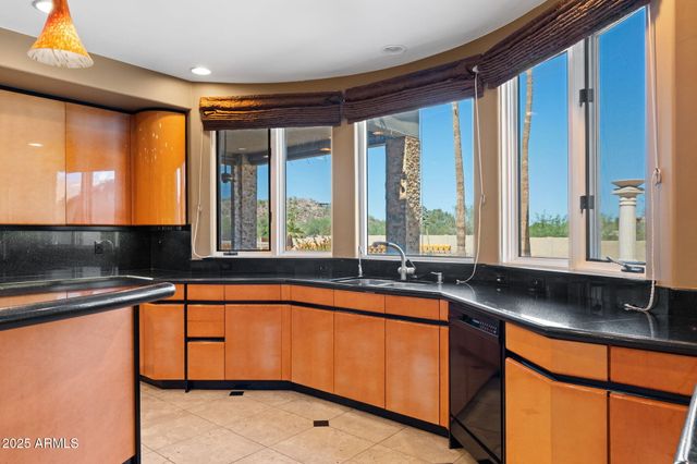 3850 E Sahuaro Boulevard, Phoenix, AZ 85028