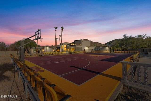 3850 E Sahuaro Boulevard, Phoenix, AZ 85028