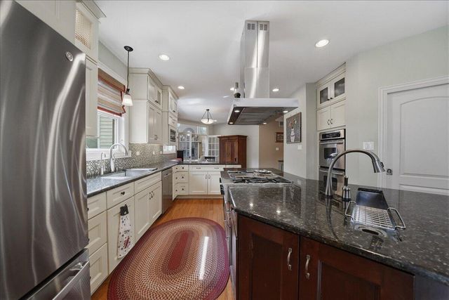 1816 Rosewood Lane, Munster, IN 46321