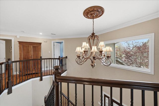 1816 Rosewood Lane, Munster, IN 46321