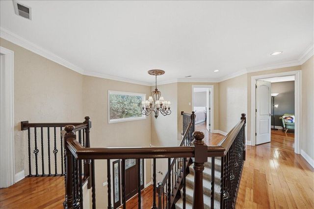 1816 Rosewood Lane, Munster, IN 46321