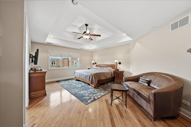 1816 Rosewood Lane, Munster, IN 46321