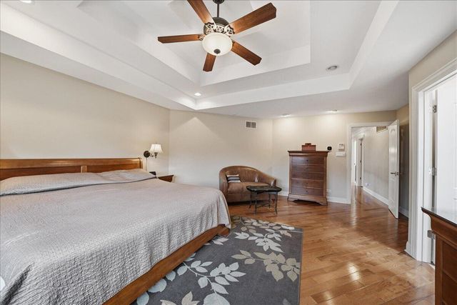 1816 Rosewood Lane, Munster, IN 46321