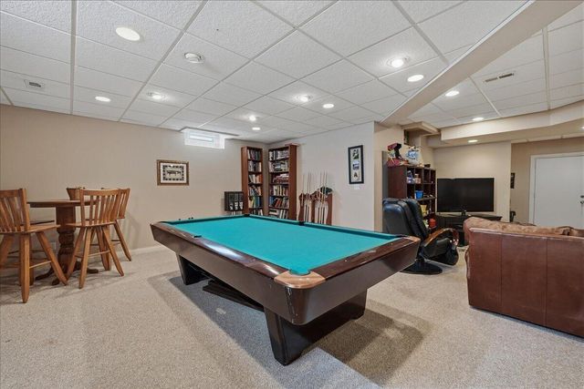 1816 Rosewood Lane, Munster, IN 46321