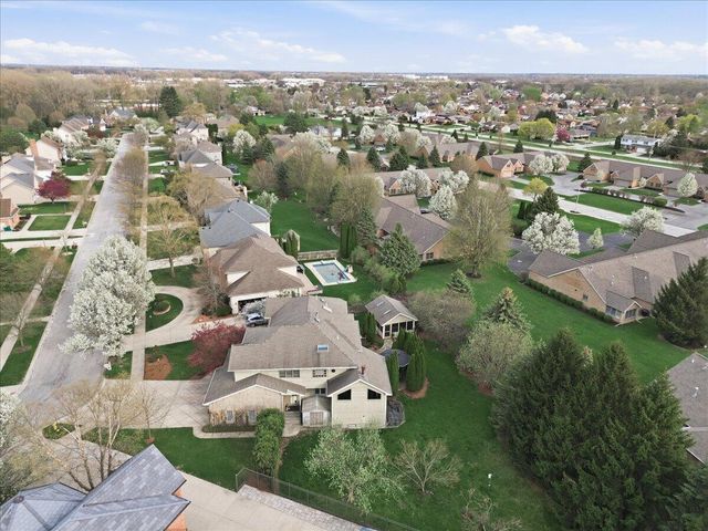 1816 Rosewood Lane, Munster, IN 46321