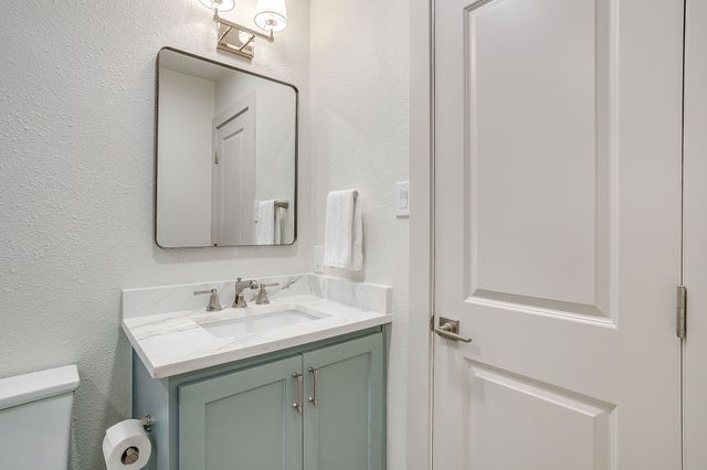2144 Fountain Square Drive, Fort Worth, TX 76107