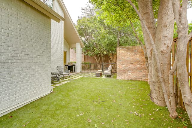 2144 Fountain Square Drive, Fort Worth, TX 76107