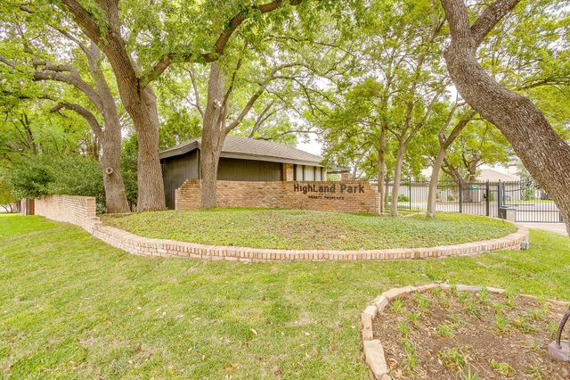 2144 Fountain Square Drive, Fort Worth, TX 76107