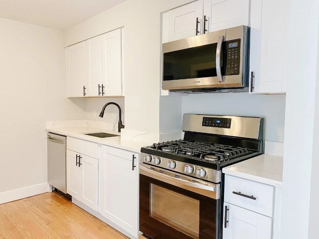 13 Margaret Street 3, Boston, MA 02113