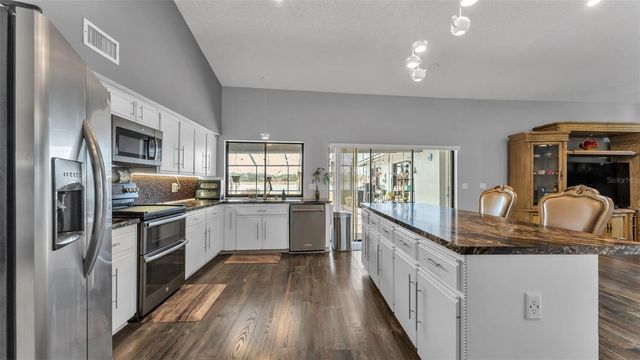 2865 HAMMOCK DRIVE, Plant City, FL 33566