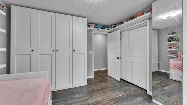 2865 HAMMOCK DRIVE, Plant City, FL 33566