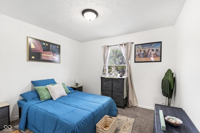 602 Meadows Drive, Mooresville, IN 46158