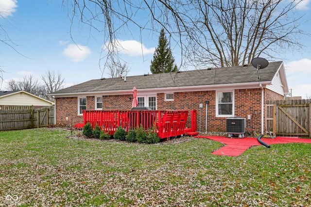 602 Meadows Drive, Mooresville, IN 46158