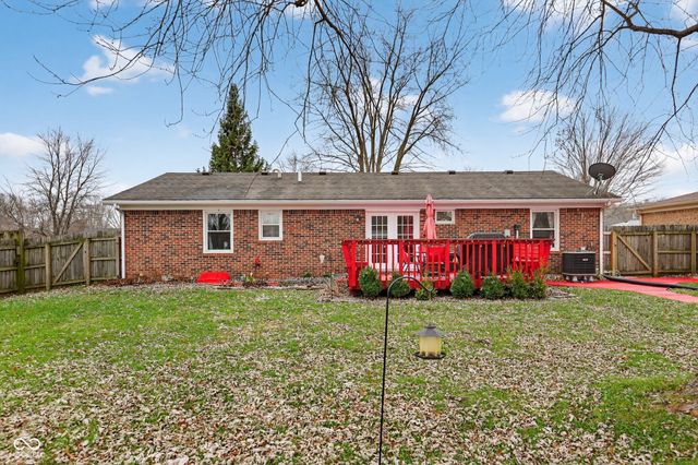 602 Meadows Drive, Mooresville, IN 46158