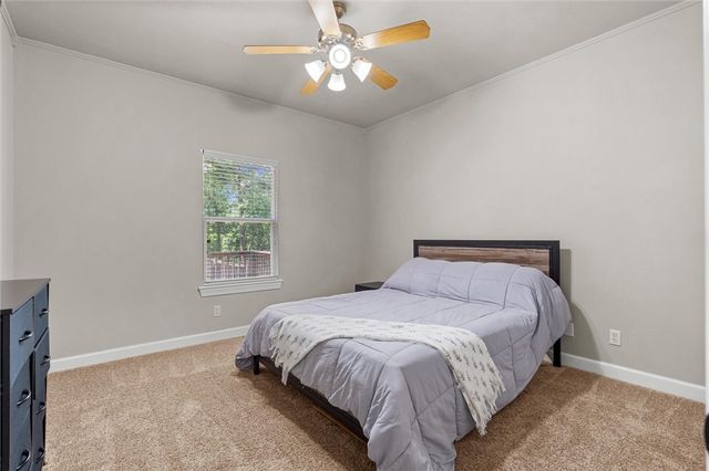 15 Sutherland Lane, Bella Vista, AR 72714
