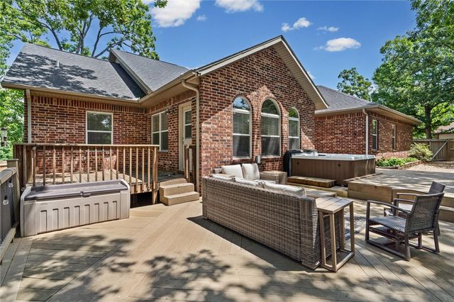 15 Sutherland Lane, Bella Vista, AR 72714