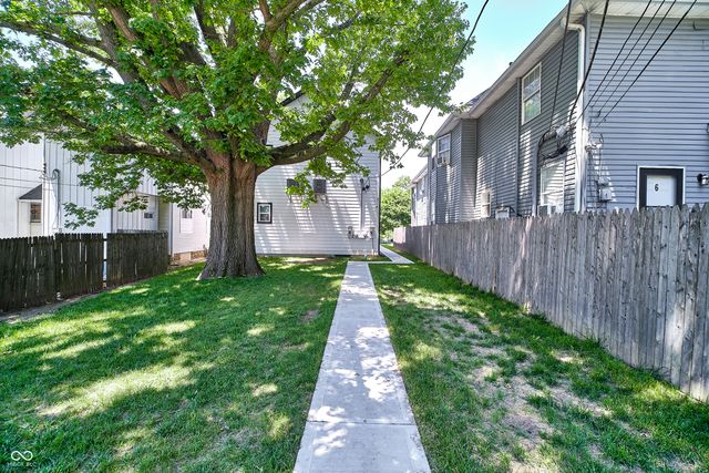 415 N Dequincy Street B, Indianapolis, IN 46201