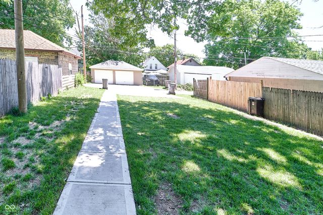 415 N Dequincy Street B, Indianapolis, IN 46201