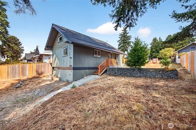 8633 S Thompson Avenue, Tacoma, WA 98444