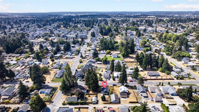 8633 S Thompson Avenue, Tacoma, WA 98444