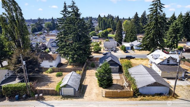 8633 S Thompson Avenue, Tacoma, WA 98444