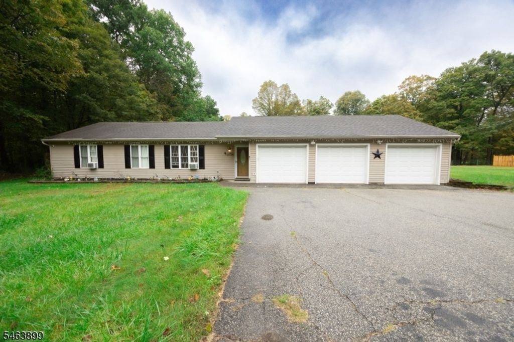 172 New Rd, Montague Twp., NJ 07827 — exterior