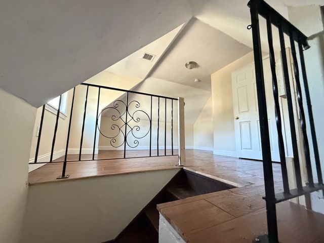 88 Weston St 3, Brockton, MA 02301