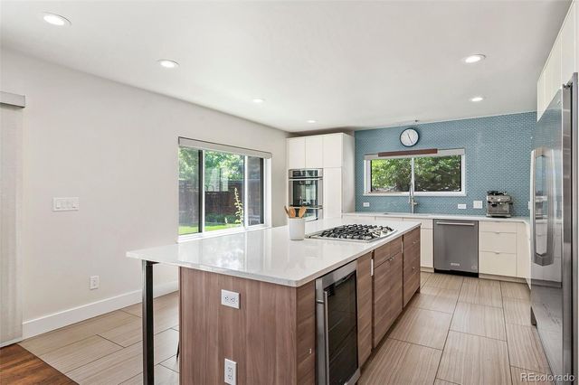 230 S Dexter Street, Denver, CO 80246