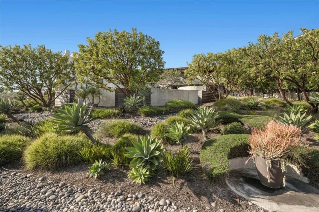 101 Kings Place, Newport Beach, CA 92663