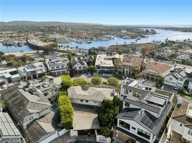 101 Kings Place, Newport Beach, CA 92663