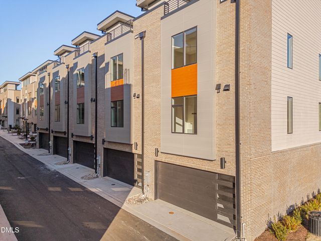 1014 Manor Way, Durham, NC 27701