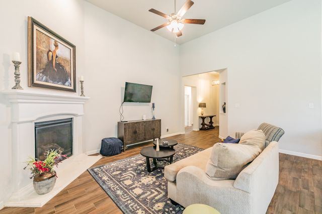 8901 Thompson Road, Argyle, TX 76226