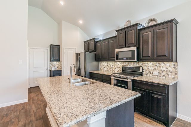 8901 Thompson Road, Argyle, TX 76226