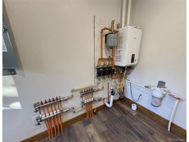 258 Gibson Rd, Westcliffe, CO 81252