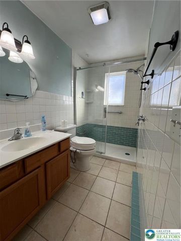 3749 Mountain View Drive, Lehigh Twp, PA 18038