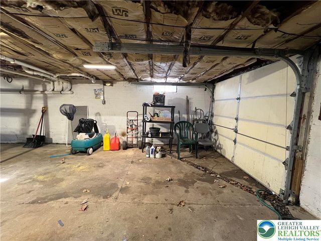 3749 Mountain View Drive, Lehigh Twp, PA 18038