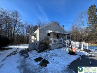 3749 Mountain View Drive, Lehigh Twp, PA 18038