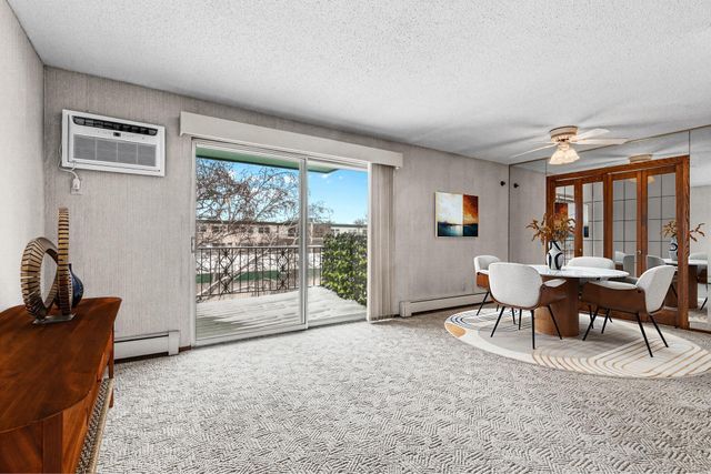 2710 Dale Street N B307, Roseville, MN 55113